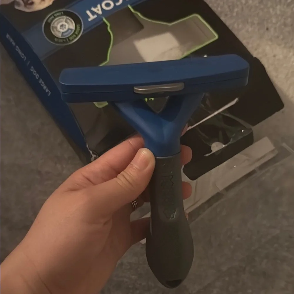 FURminator Blue and Black Undercoat Tool